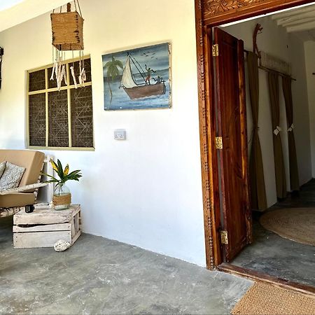 Mlango Paje House II Bed & Breakfast Dış mekan fotoğraf