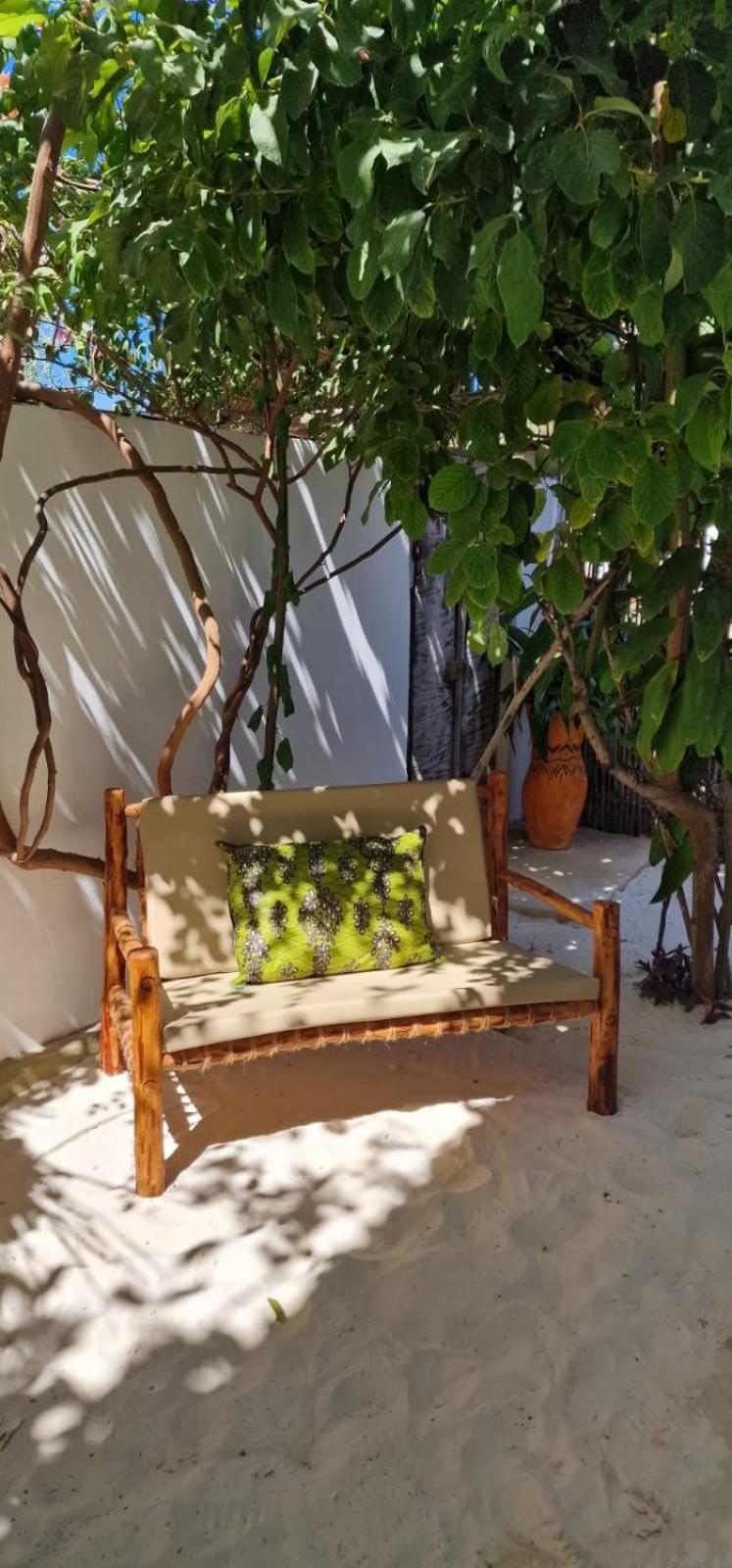 Mlango Paje House II Bed & Breakfast Dış mekan fotoğraf